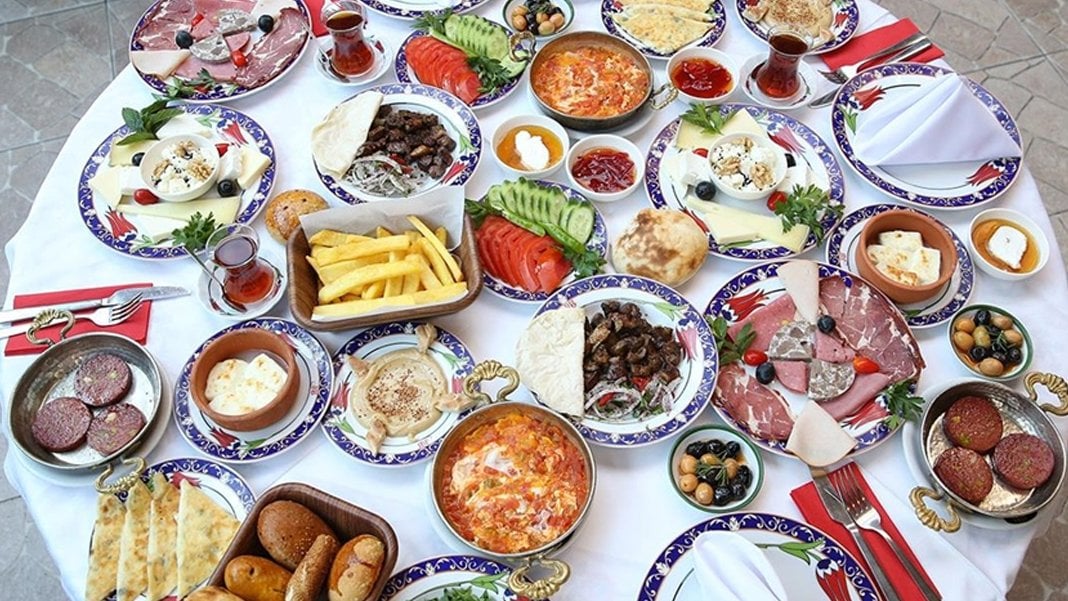 Sağlık Bakanlığı ndan bayramda beslenme uyarısı