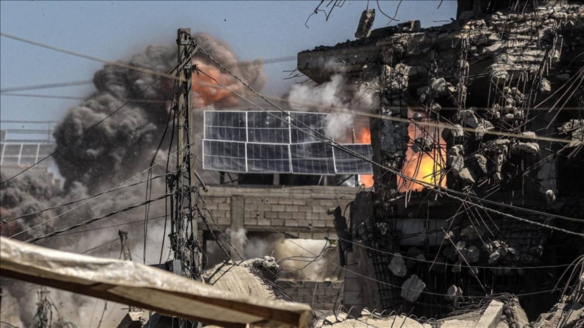 İsrail, son 4 günde BM nin 10 binasını vurdu