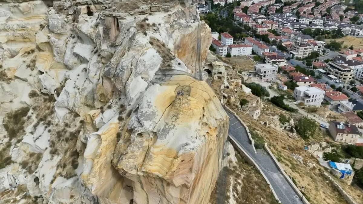 Peribacasından sonra Kadıkalesi de çöktü!