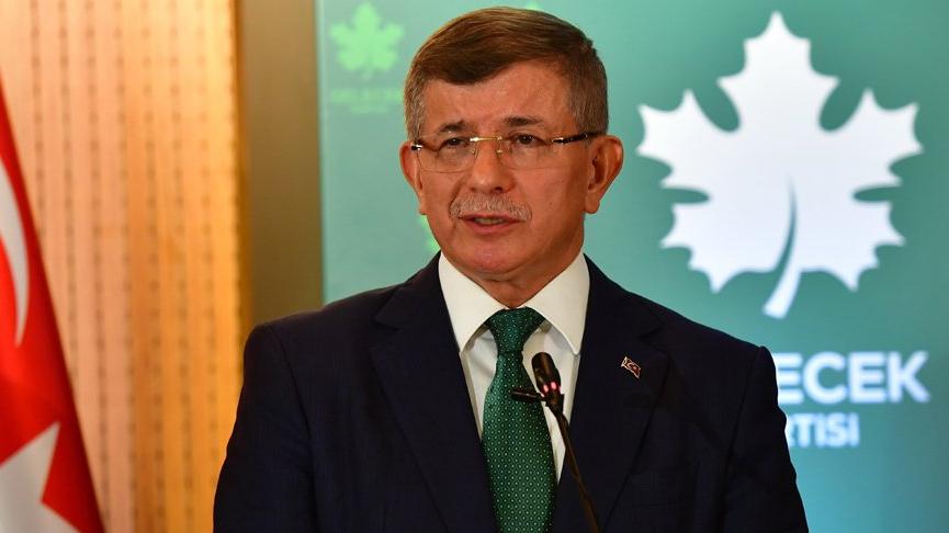 Davutoğlu ndan İzzetbegoviç i anma mesajı