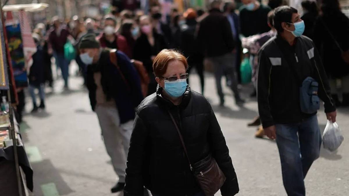 İspanya harekete geçti: Maske ve evden çalışma geri dönüyor