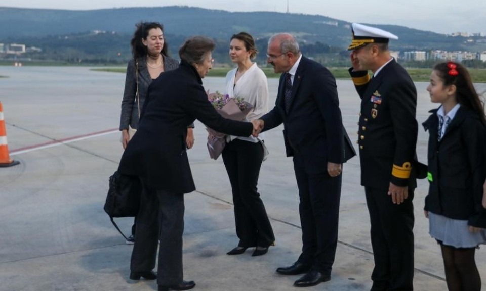 Kraliyet Prensesi Çanakkale de tarihi kaleyi ziyaret etti