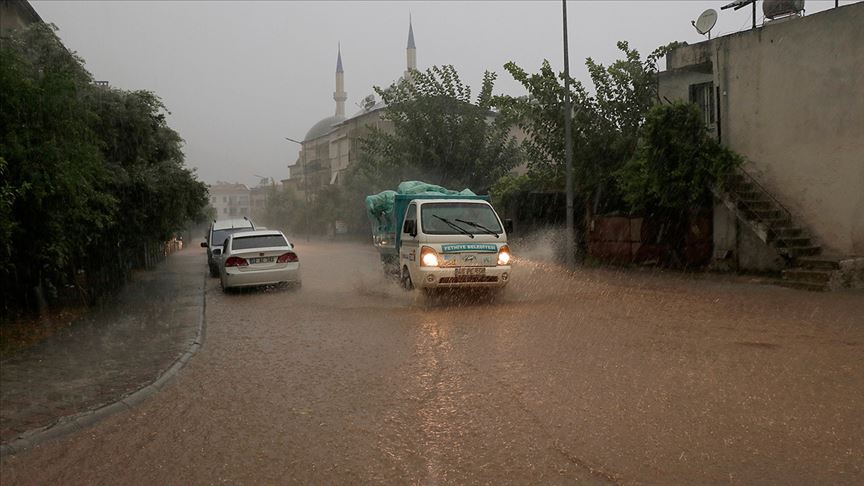 Meteoroloji den sağanak uyarısı