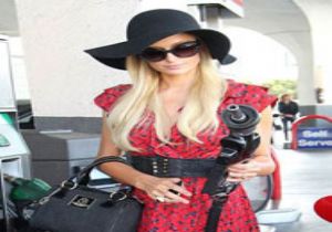 Paris Hilton un Yeni Mesleği! 