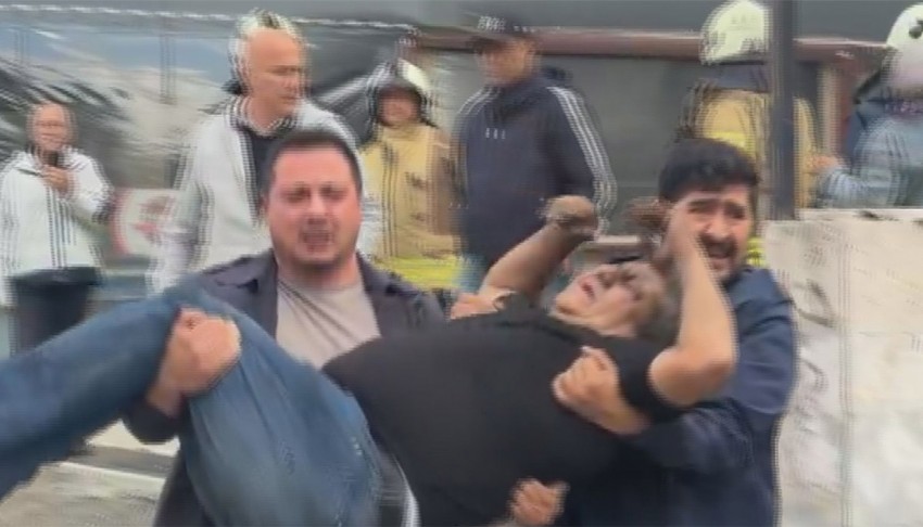 Kadıköy’de 8 katlı binada yangın