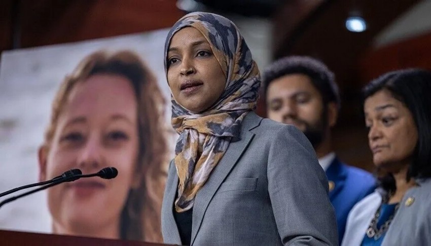 Seçim öncesi Trump'tan Omar'a suçlama: Kongreden istifasını istedi