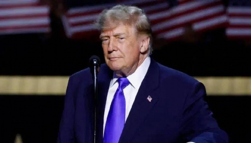 Trump’a mitingde Epstein protestosu