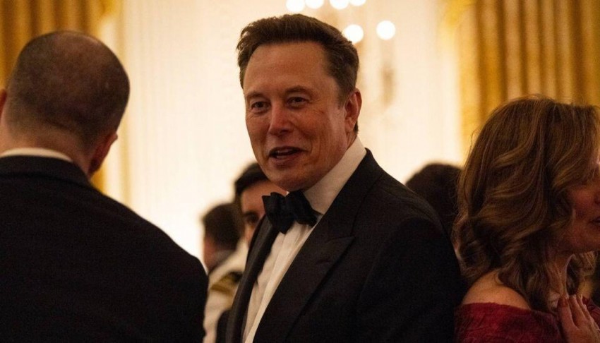 Dünyanın en zengin insanı Elon Musk: Para biriktirmek anlamsız