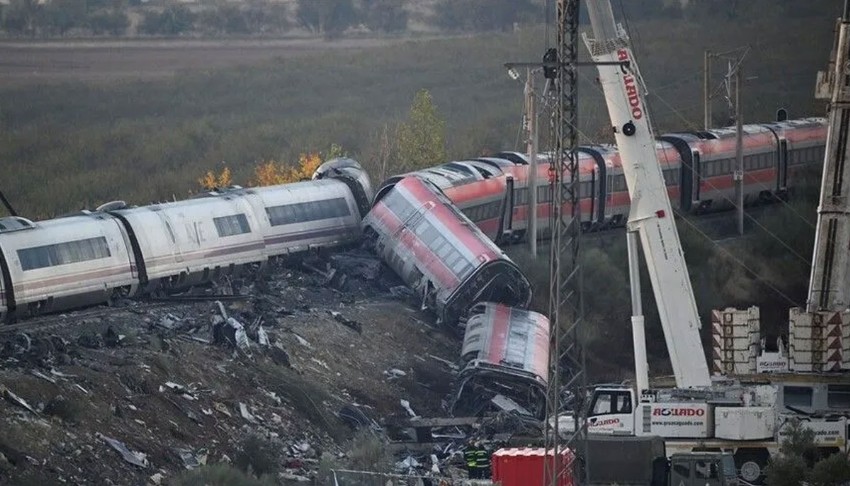 74 kişinin öldüğü tren faciasında ön rapor çıktı