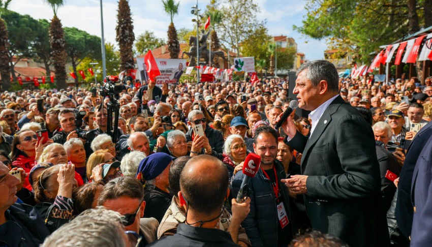 Özel Balıkesir’de konuştu: Seçimin de, değişimin de zamanı geldi