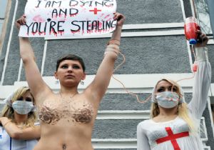 Femen’in Çıplak İsyanı Sütyen Kopunca Başlamış