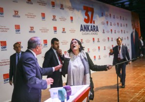 CHP delege Tevfik Koçak'ın konuşması olaylı bitti!