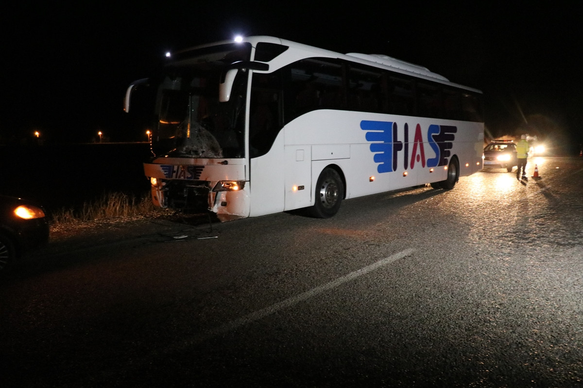 Denizli de feci kaza: 3 ölü 1 yaralı!