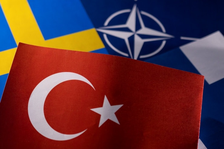 Finlandiya’dan Türkiye’ye NATO çağrısı