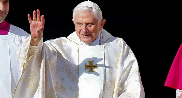 Eski Papa 16. Benedict hayatını kaybetti