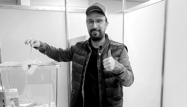 Megastar Tarkan oyunu kullandı