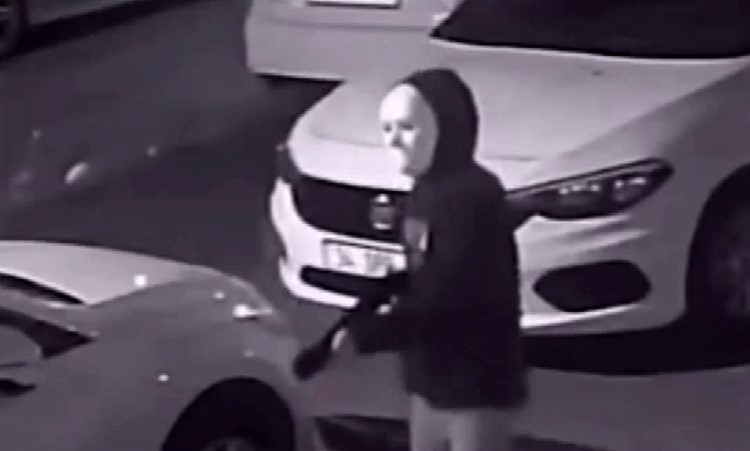 İzmirli La Casa del Papel ler enselendi
