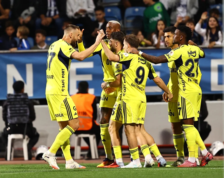 Dinamo Zagreb-Fenerbahçe maçının ilk 11 leri