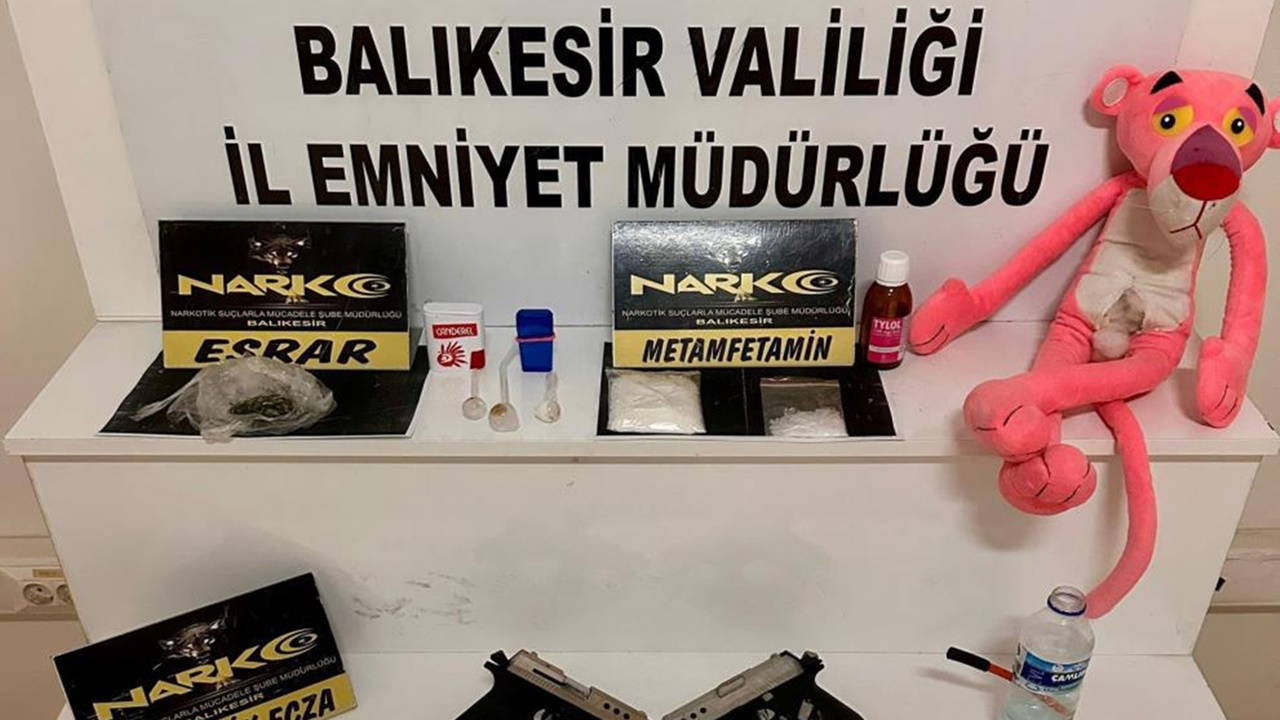 Pembe panterden uyuşturucu çıktı