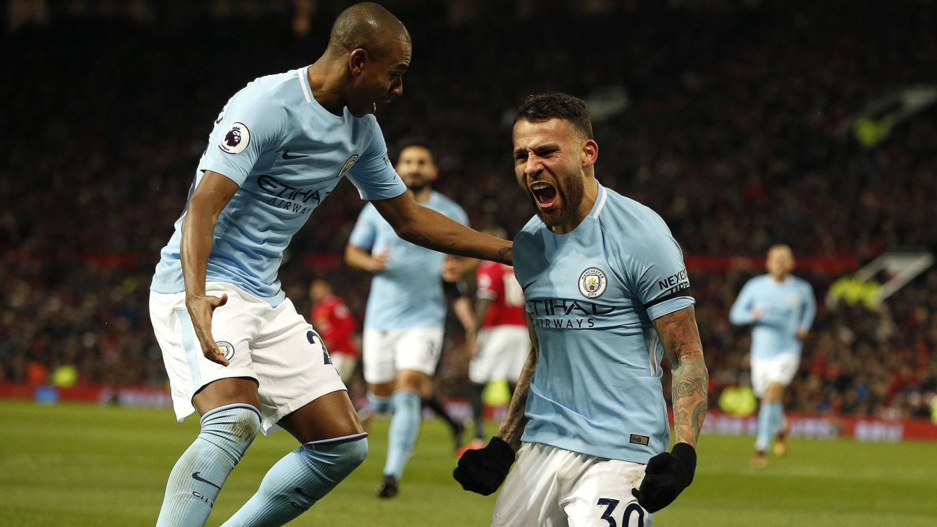 Manchester City, Premier League tarihine geçti