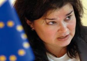 Emine Bozkurt: Türkiye AB ye Damsız Giremez 