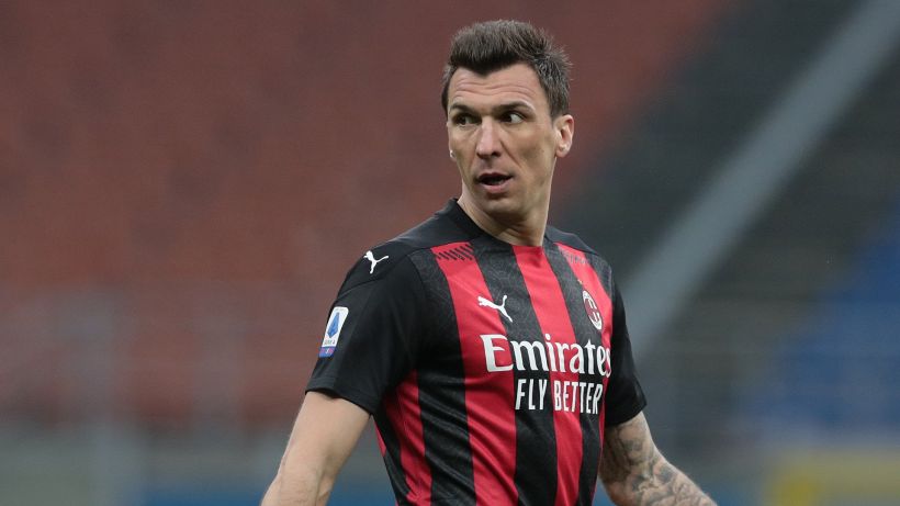 Mario Mandzukic  Milan  kararını açıkladı