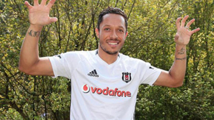 Getafe, Beşiktaşlı Adriano ya talip oldu