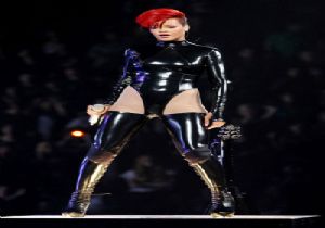 Rihanna Yeni Albümünde Çok Seksi 