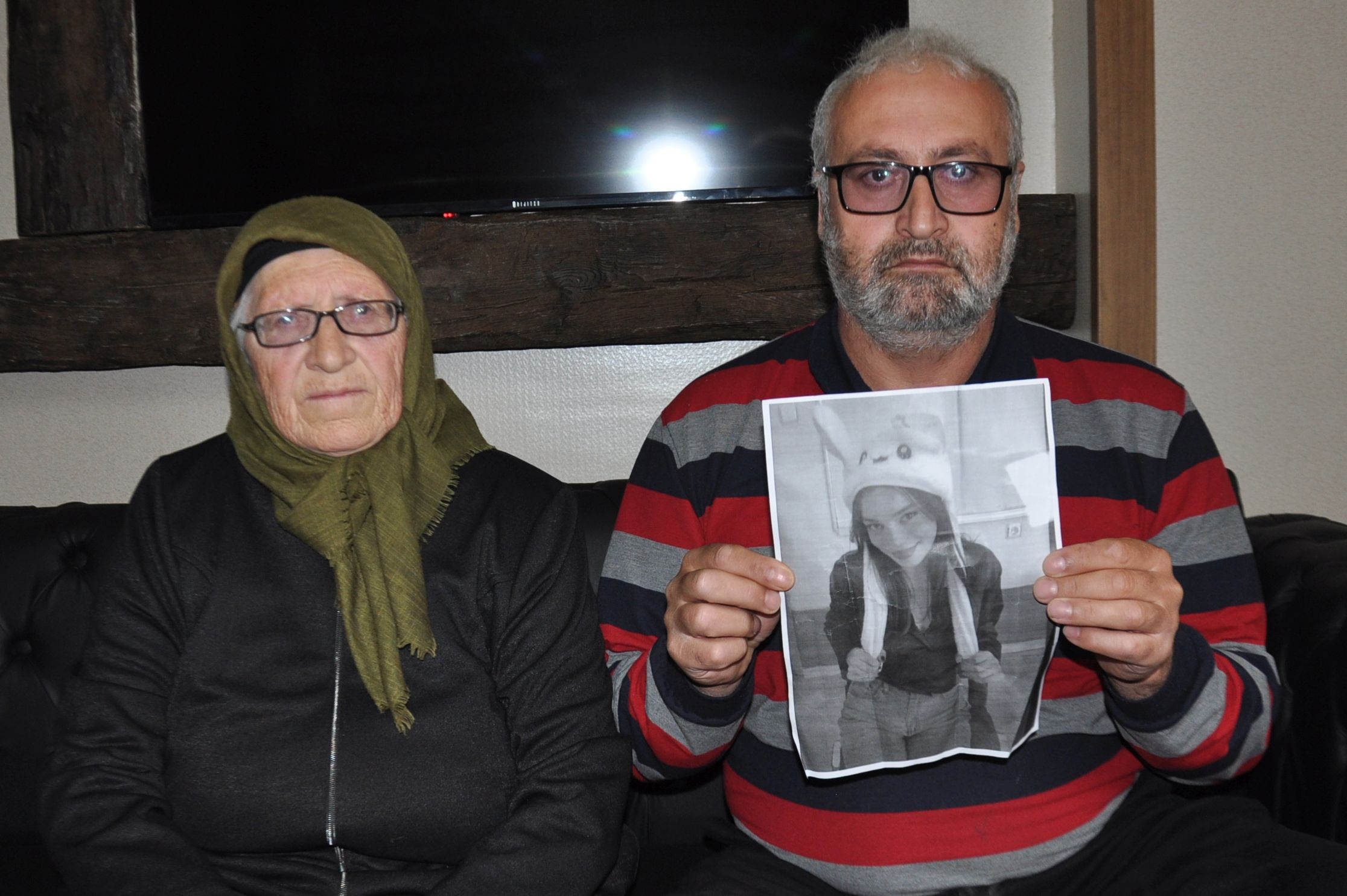 15 yaşındaki Damlasu dan 3 aydır haber yok!