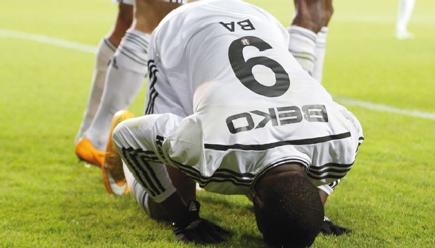 Ve Demba Ba resmen gitti!