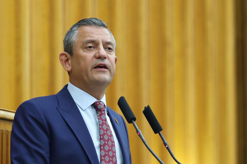 Özel den Önder e geçmiş olsun mesajı