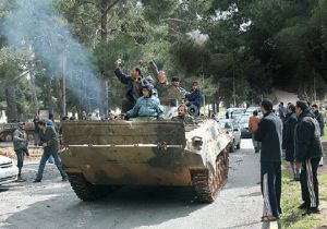 Libya da Havaalanı Bombalandı 