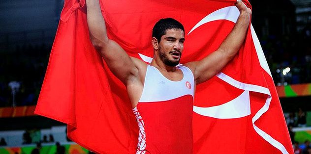 Taha Akgül dünyanın en iyisi