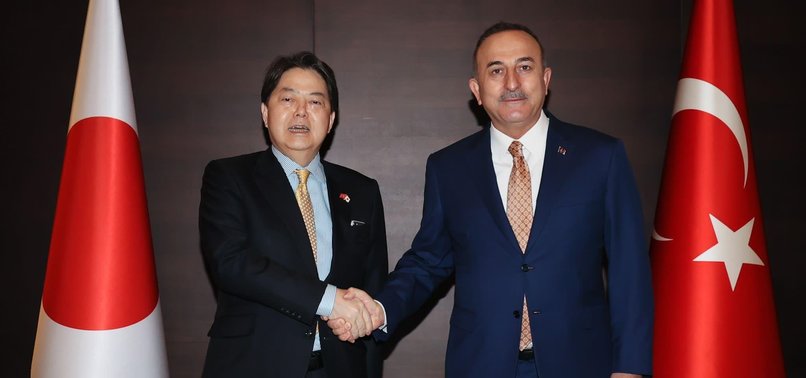 Bakan Çavuşoğlu, Japon mevkidaşıyla görüştü