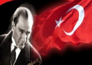 Askeri gemiler halkın ziyaretine açıldı