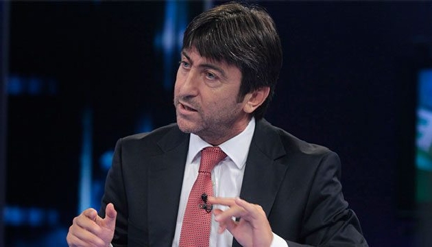 Rıdvan Dilmen den Galatasaray a ağır eleştiri...