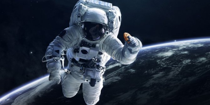 Astronot olmak isteyenler için NASA şartları açıkladı!