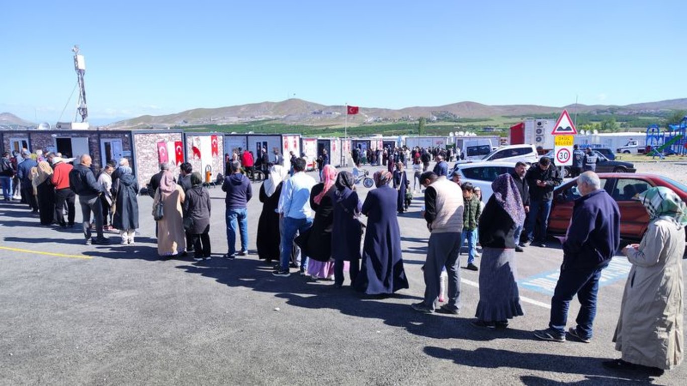 Deprem bölgesinde seçimin ikinci turu