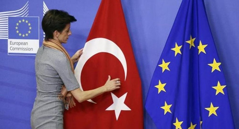 AB’nin FETÖ raporuna tepki