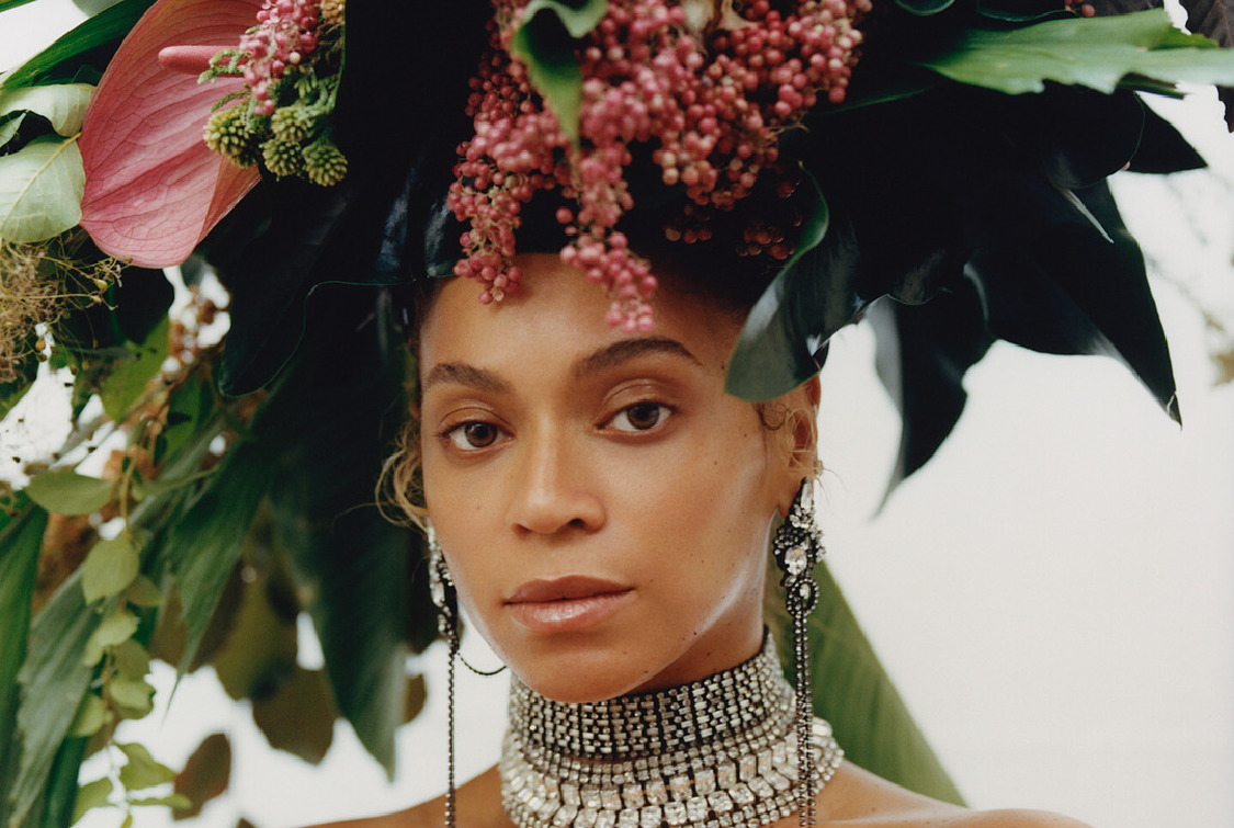 Beyonce, yeni albümünü kutluyor