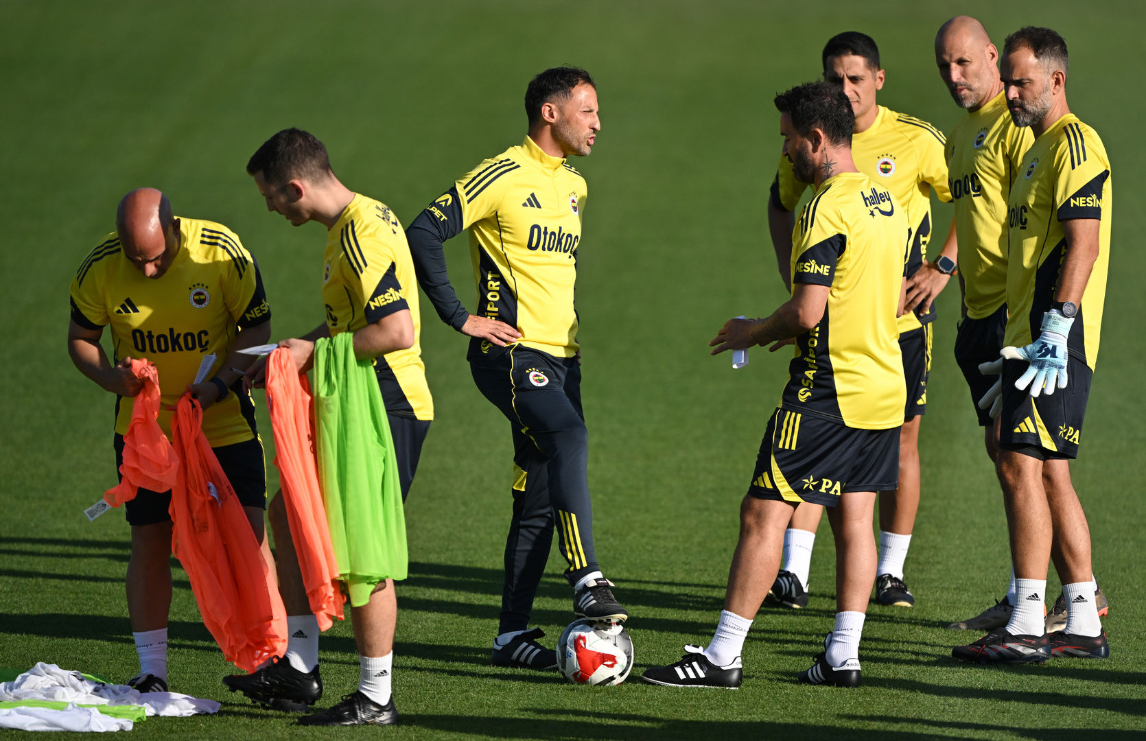 Fenerbahçe de Domenico Tedesco ilk antrenmanına çıktı