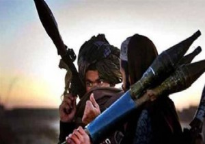 El Kaide Yemen de havalimanı ele geçirdi!