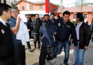  Bingazi deki İsyancılar, El Kaide nin Adamları 