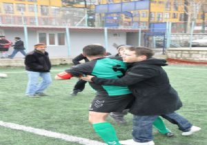 Sahada Yumruklar Konuştu!