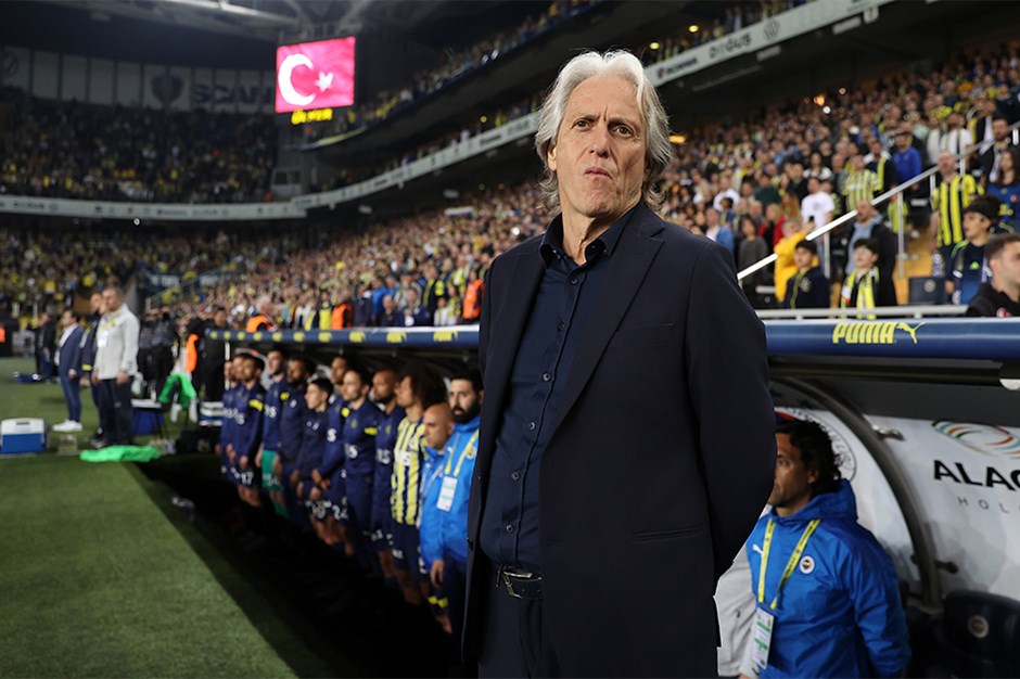 Jorge Jesus sözleşme şartını resmen açıkladı:  O durumda Senaryo farklı olur 