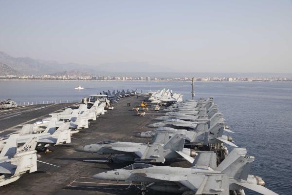 Dünyanın en büyük uçak gemisi USS Gerald R. Ford, Antalya da