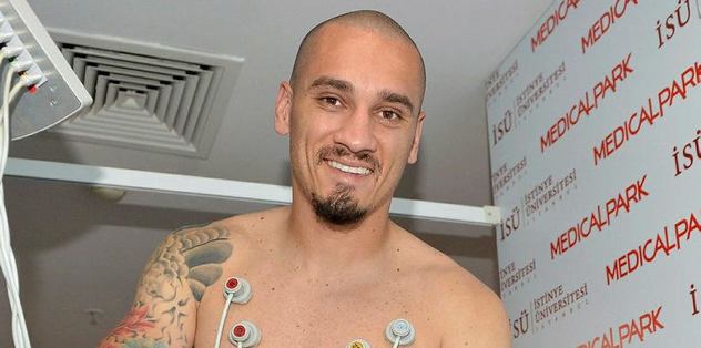 Maicon un içinden aslan çıktı