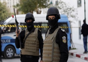 Tunus ta kanlı saldırı: 27 ölü