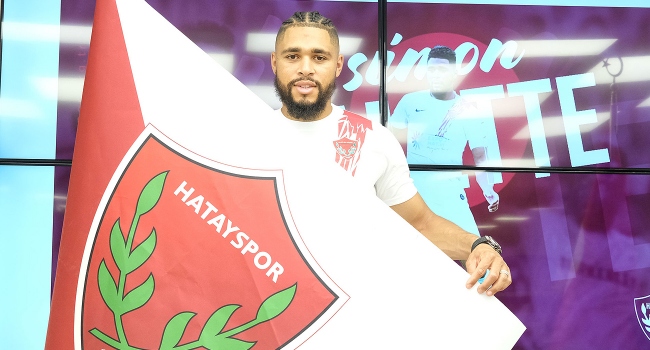 Atakaş Hatayspor, Simon Falette yi kadrosuna kattı