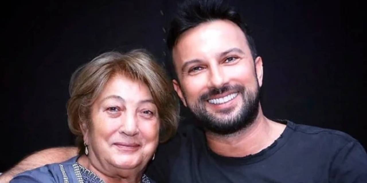Annesini kaybeden Tarkan sessizliğini bozdu